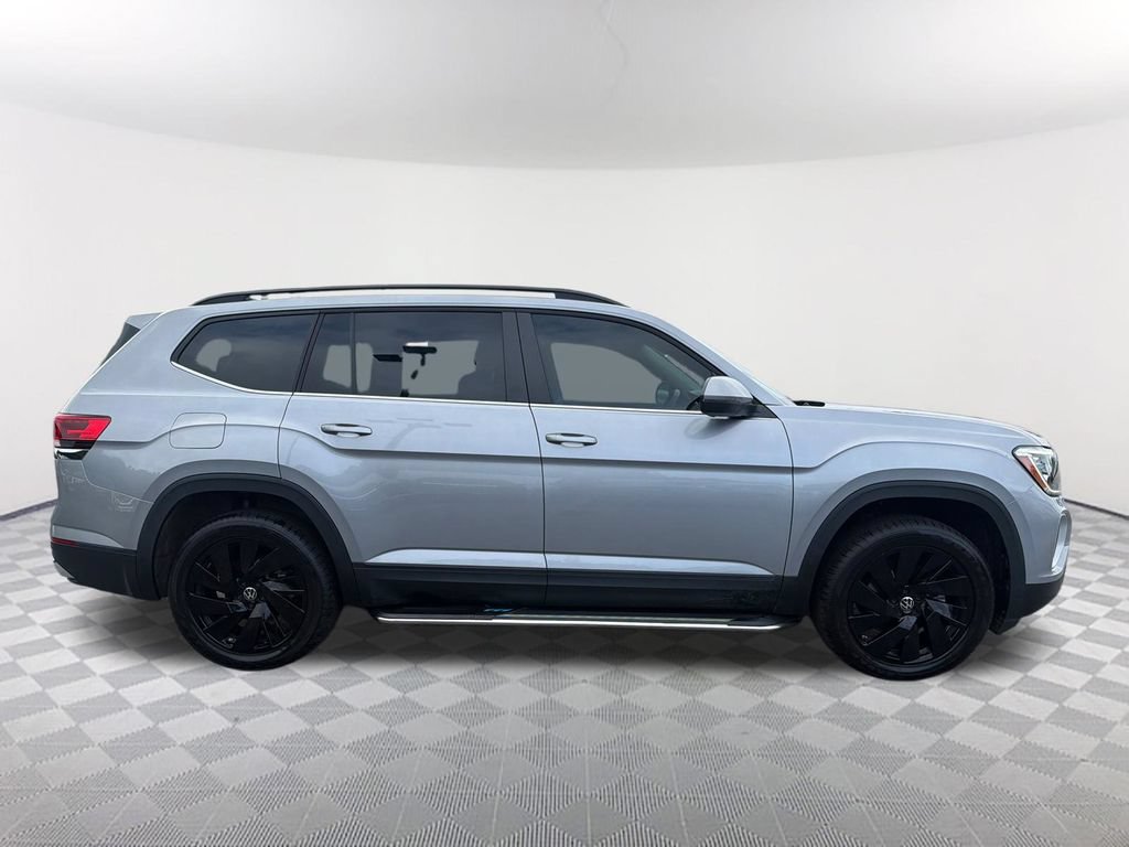 Used 2024 Volkswagen Atlas SE FWD image 4