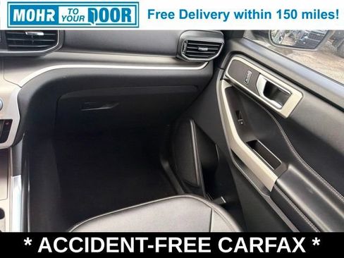 Used 2021 Ford Explorer XLT w/ Equipment Group 202A AWD/4WD image 31