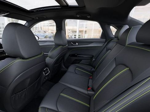 New 2026 Kia K5 GT w/ GT1 Package FWD image 18