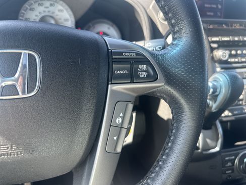 Used 2012 Honda Pilot Touring image 24