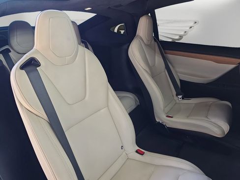 Used 2020 Tesla Model X Performance AWD/4WD image 24