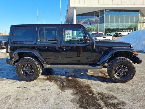 Used 2021 Jeep Wrangler Unlimited Sahara image 26