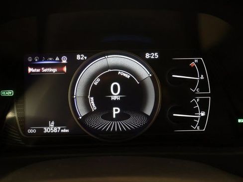 Used 2024 Lexus UX 250h FWD image 18