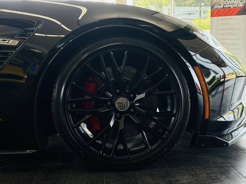 Used 2016 Chevrolet Corvette Z06 w/ 2LZ Preferred Equipment Group RWD image 21