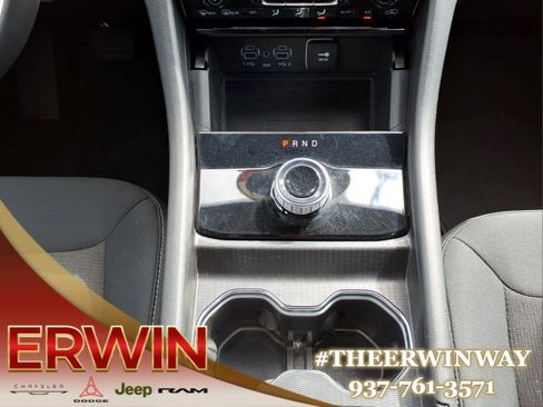 Certified 2024 Jeep Grand Cherokee Laredo X w/ Luxury Tech Group I AWD/4WD image 23