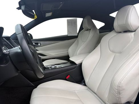 Used 2019 INFINITI Q60 3.0t Luxe image 9