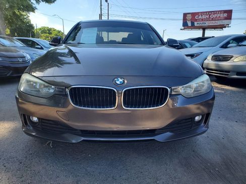 Used 2014 BMW 320i Sedan RWD image 2