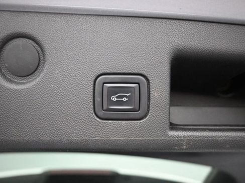 Used 2022 Chevrolet Equinox LT FWD image 32