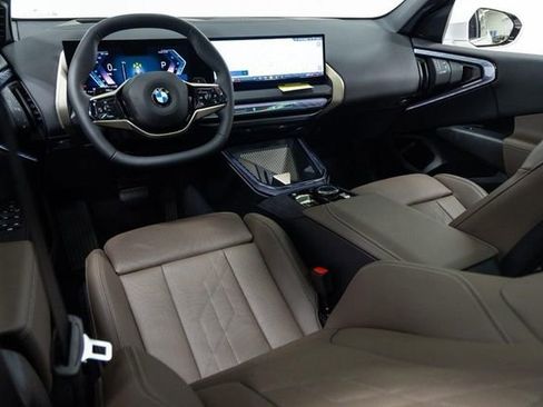Certified 2025 BMW X3 xDrive30i AWD/4WD image 19