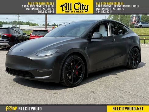 Used 2022 Tesla Model Y Performance AWD/4WD image 3