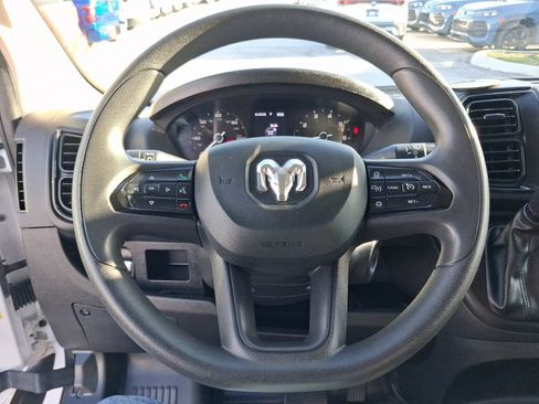 Used 2025 RAM ProMaster 2500 w/ Convenience Group FWD image 15