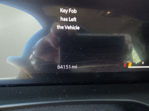 Used 2022 Jeep Grand Cherokee Limited w/ Trailer Tow Prep Group (B) image 9