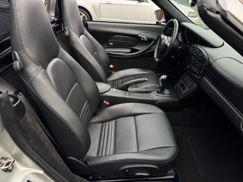 Used 2001 Porsche Boxster image 22