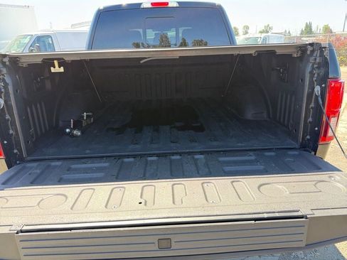 Used 2020 Ford F150 Lariat w/ Equipment Group 502A Luxury AWD/4WD image 22