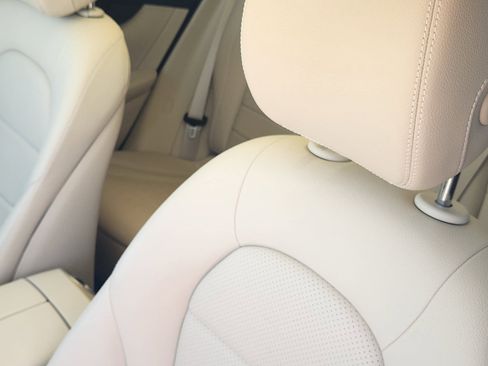 Used 2022 Mercedes-Benz GLC 300 GLC 300 image 16