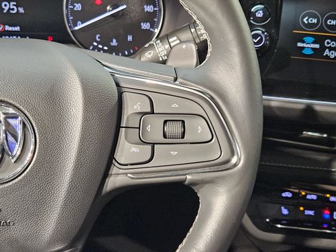 Used 2022 Buick Envision Essence w/ Technology Package II FWD image 30