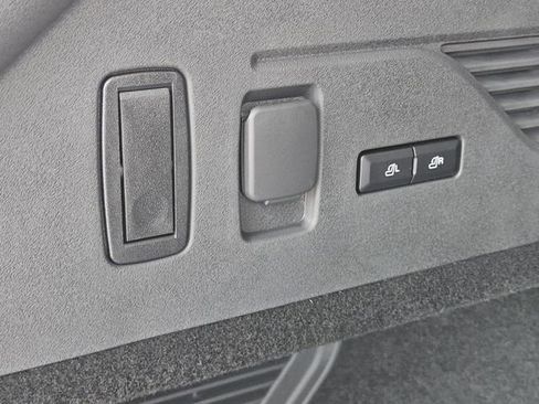 New 2026 Lincoln Nautilus Reserve w/ Jet Appearance Package image 10