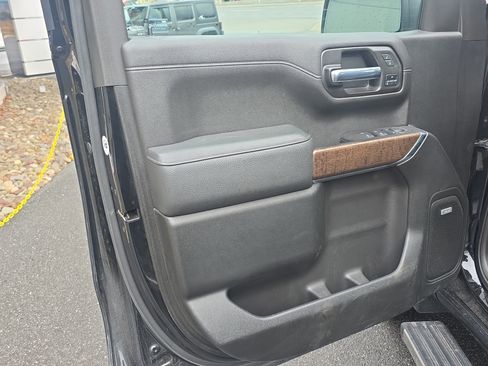 Used 2021 GMC Sierra 1500 Denali w/ Denali Ultimate Package image 14