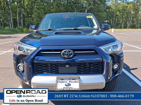 Used 2023 Toyota 4Runner TRD Off-Road Premium w/ Off Road Premium Plus Package AWD/4WD image 8