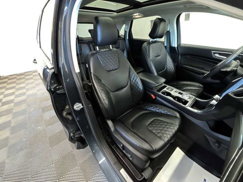 Used 2023 Ford Edge Titanium w/ Class II Trailer Tow Package AWD/4WD image 25