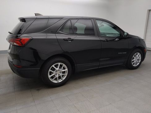 Used 2022 Chevrolet Equinox LS FWD image 10