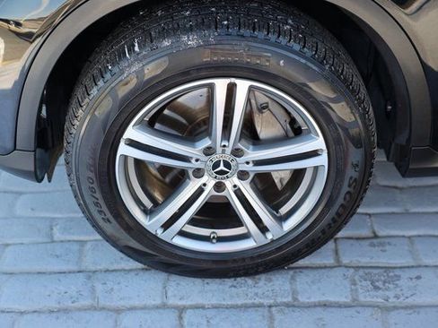 Used 2022 Mercedes-Benz GLC 300 4MATIC image 46