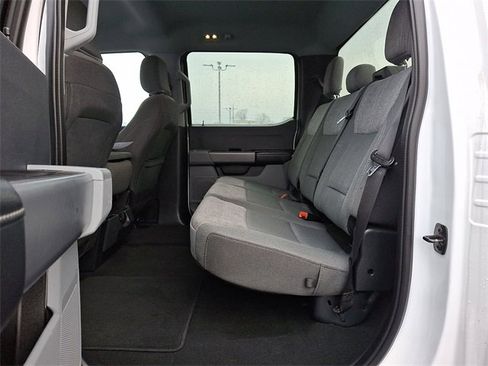 Used 2024 Ford F250 XLT image 13