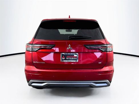 New 2026 Mitsubishi Outlander SE FWD image 23