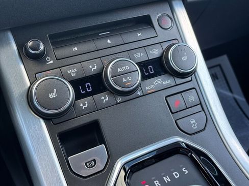 Used 2014 Land Rover Range Rover Evoque Pure Premium image 19