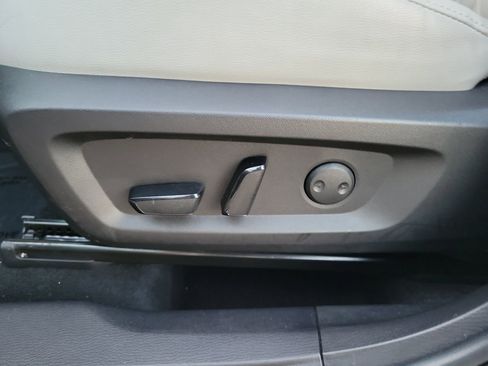 Used 2023 Mitsubishi Outlander SEL image 22