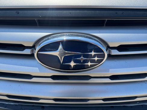 Used 2017 Subaru Outback 2.5i Limited AWD/4WD image 23