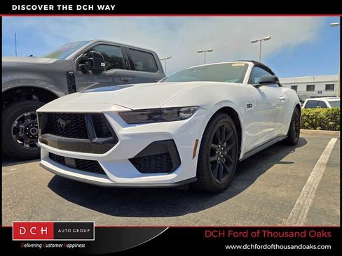 Used 2025 Ford Mustang GT Premium RWD image 1