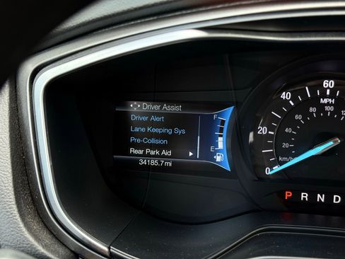 Used 2020 Ford Fusion SE FWD image 28
