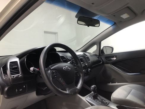 Used 2014 Kia Forte LX image 18