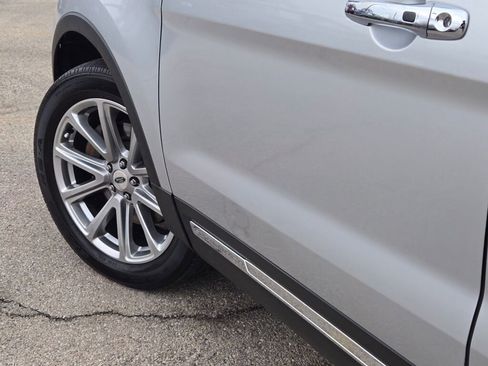 Used 2016 Ford Explorer Limited image 17
