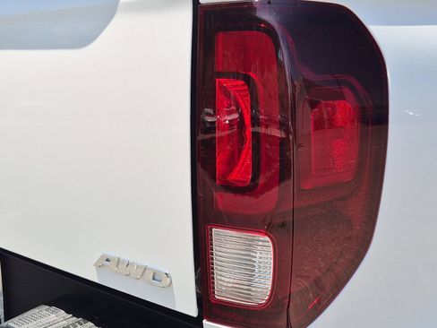 Used 2023 Honda Ridgeline RTL image 11