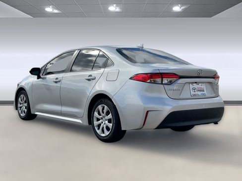 Used 2024 Toyota Corolla LE image 3