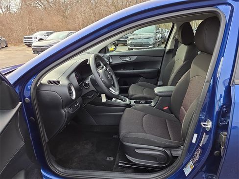 Used 2020 Kia Forte LXS image 14