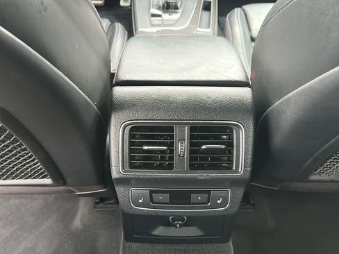 Used 2018 Audi SQ5 Prestige w/ Prestige Package AWD/4WD image 29