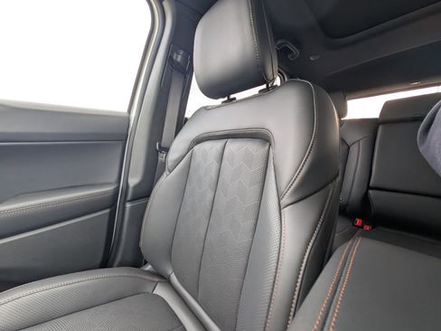 New 2026 Jeep Cherokee Overland image 11