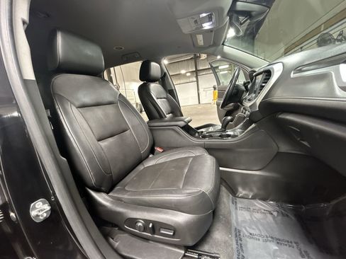 Certified 2018 GMC Acadia SLT AWD/4WD image 28