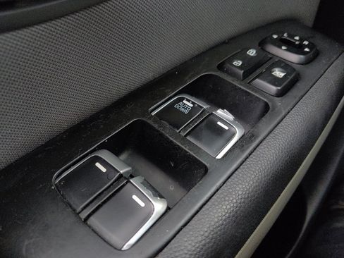 Used 2017 Kia Soul FWD image 27