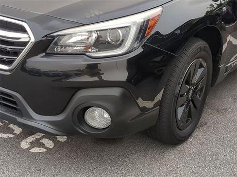 Used 2018 Subaru Outback 2.5i Premium image 15