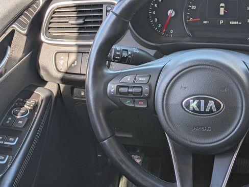 Used 2016 Kia Sorento EX w/ EX Premium Package image 17