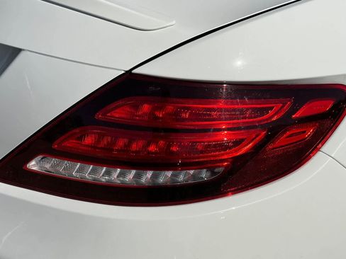 Used 2019 Mercedes-Benz SLC 300 image 35