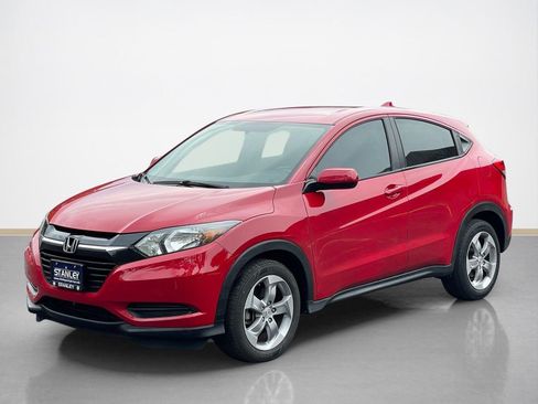 Used 2018 Honda HR-V LX image 3