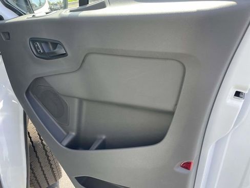 New 2026 Ford Transit 250 148 Medium Roof image 21