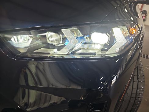 New 2026 BMW X5 xDrive40i w/ M Sport Package image 33