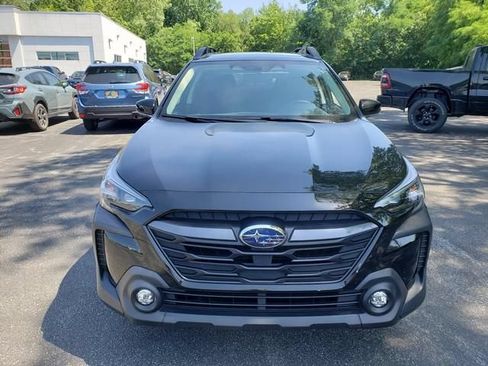 Used 2024 Subaru Outback Premium AWD/4WD image 9