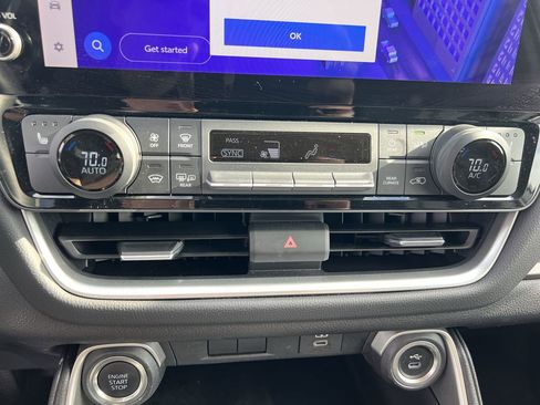 Used 2025 Toyota Grand Highlander FWD image 24